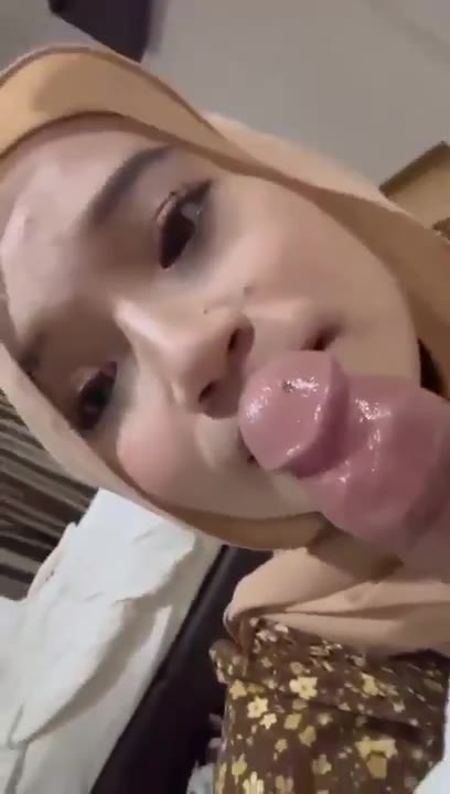 Thumbnail untuk Bokep Viral Tiktoker Baby Putie Nyepong Gesekdikit Situs 1