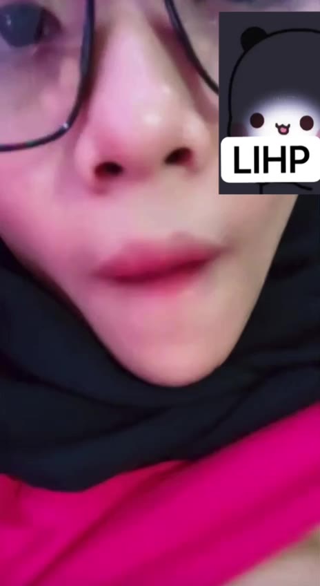 VCS Jilbab Kacamata Bugil Colmek Sange Brutal