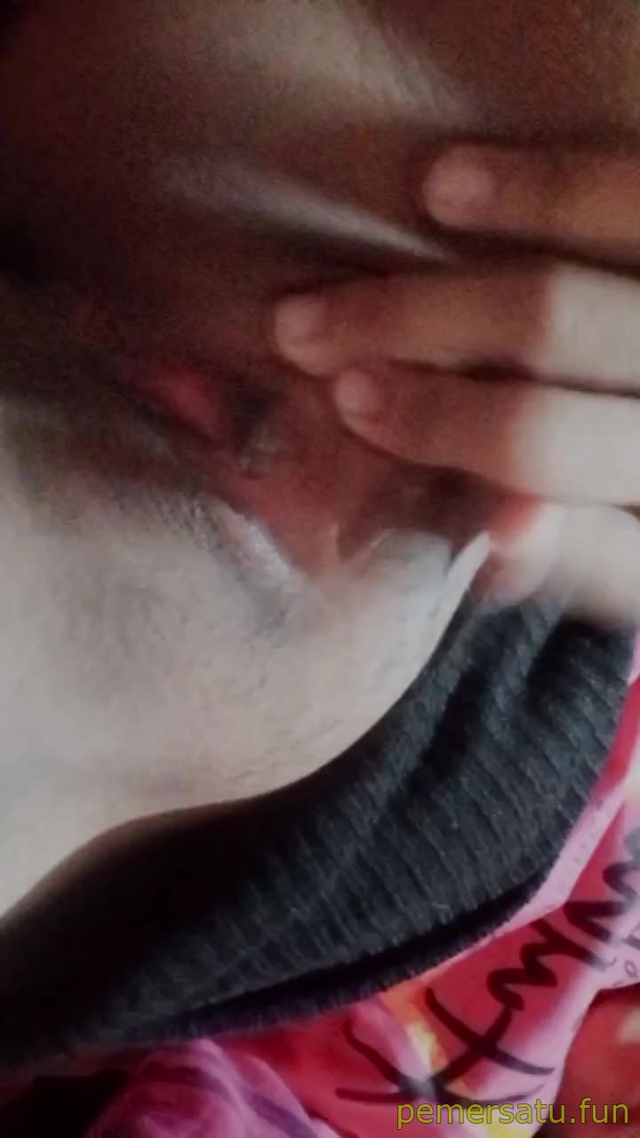 P27 Shella Imut 18yo Memek Mulus Sempit
