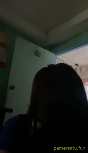 P136 Sherly Tiktoker 18yo Kacamata Viral