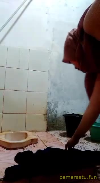 P11 Ughtea Gabut Mamah Muda 19yo Sange