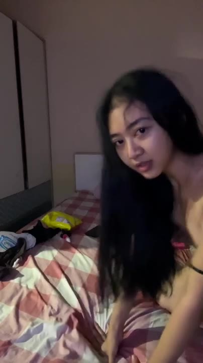 Thumbnail untuk Pacar Nungging Di Entot Dari Belakang Kimcilonly Sotwe