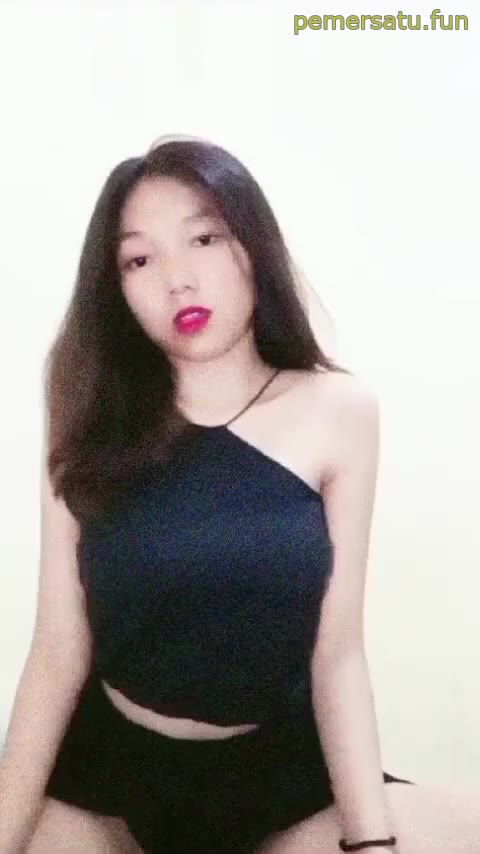 P58 Kirana Abg 18yo Sange Colok Memek