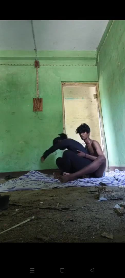 Thumbnail untuk Desi Horny Busty 19 Years Old Couple Hard 1