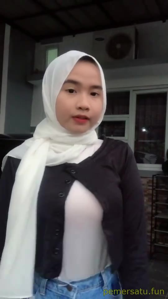 P19 Nurmalita Hijab Jilbab Tiktoker Ngewe