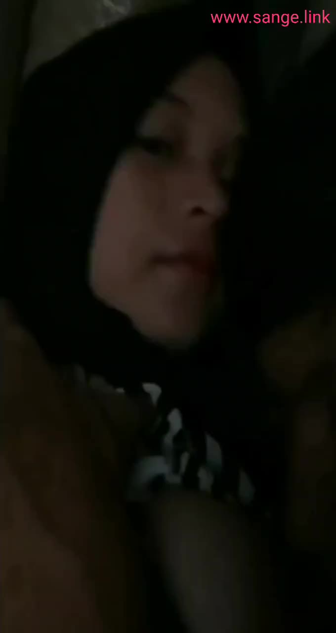 Thumbnail untuk Jilbab Abg Menyusui bokep dood Dodstream Terbaru Video