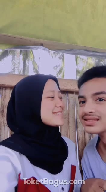 Thumbnail untuk Hijab Cantik Cipokan Sotwe Sakandal indo Doodstreem Bochiel