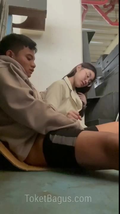 Thumbnail untuk Viral Nyepong Di Sekolah Bokep Video yandex vk
