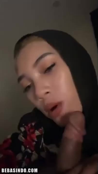 Thumbnail untuk Bokep Hijab Hitam Ngentot Nikmat Di Hotel Bokepsin
