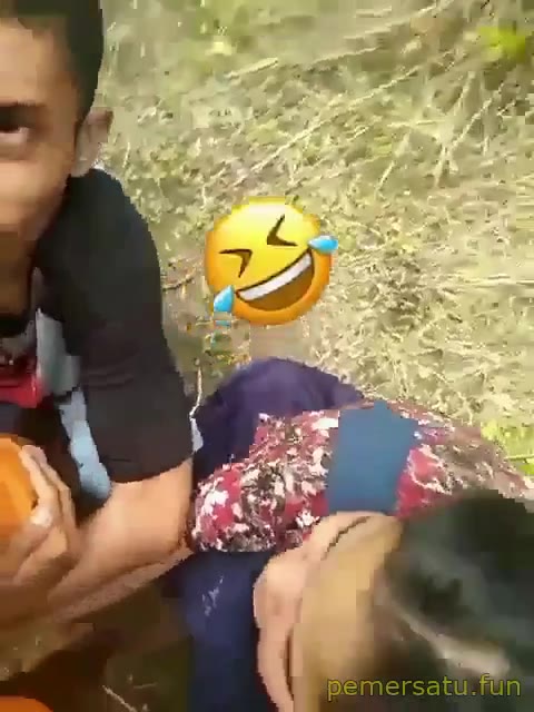 Nangis Ketahuan Ewean Di Hutan Ceweknya