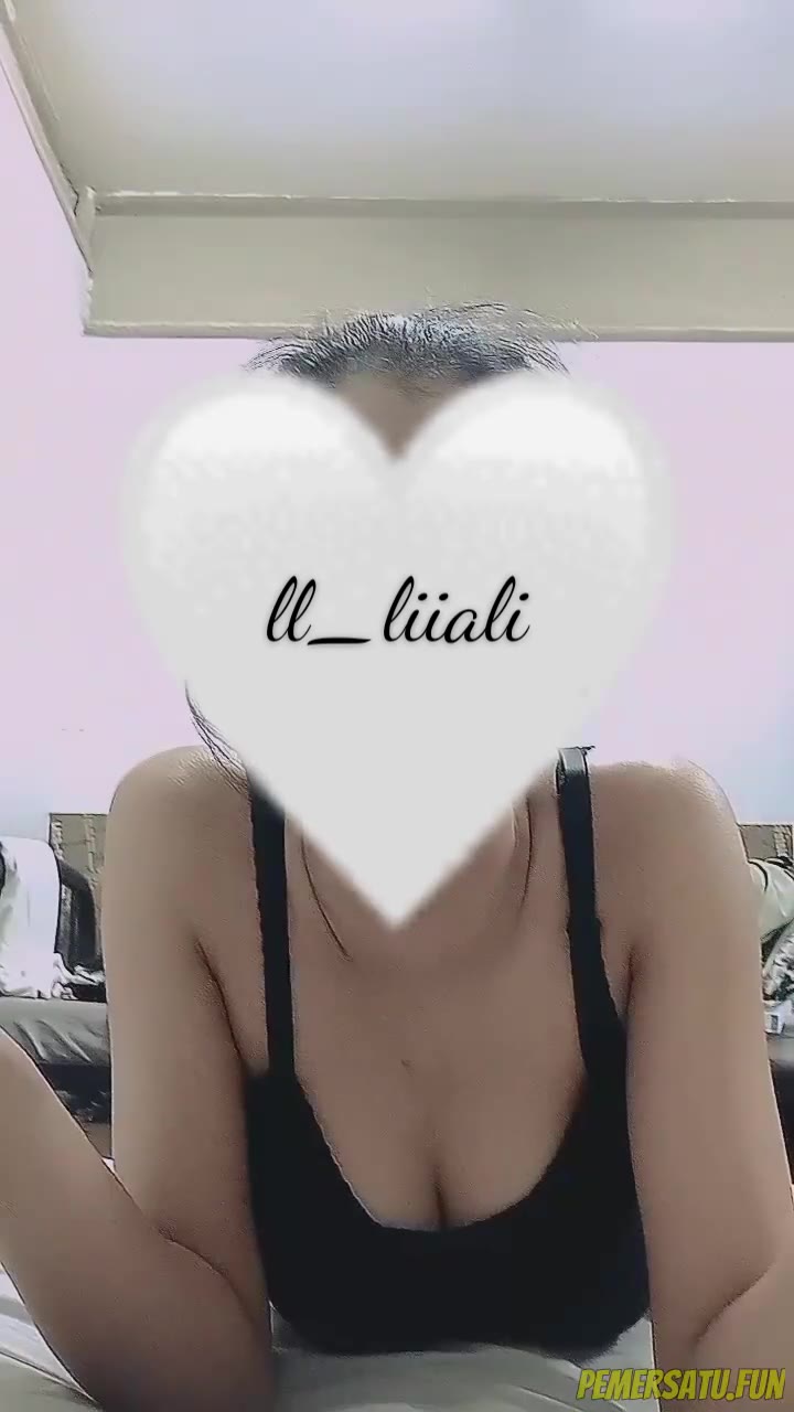 P21 Ll Liaaly Hijab 18yo Sange Viral
