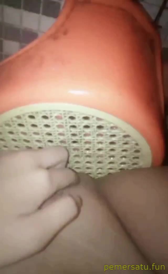 P8 ABG 18yo Sange Mulus Memek Sempit Ada Ngentotnya