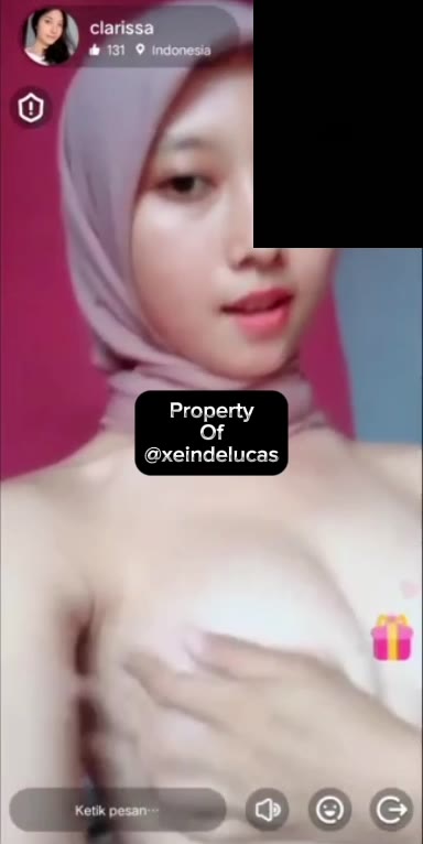 Thumbnail untuk Vcs Clarissa Hijab Livu Menggoda Banget Live Update