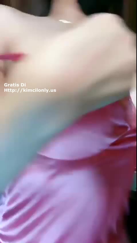 Thumbnail untuk Live Goyang Sensual Naya Kimcilonly senda Binor Doodsflix
