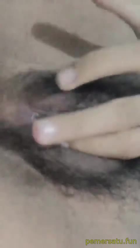 P11 MiftahulHusna Jilbab Birahi