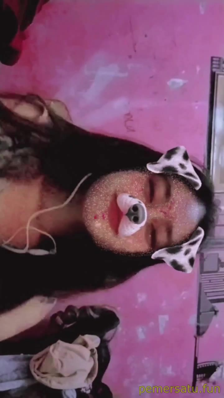 P97 Abg Lugu Berkacamata Bernama Cindy Yang Viral Di Tiktok