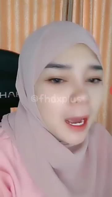 P1 062921 Hijab Live Hot