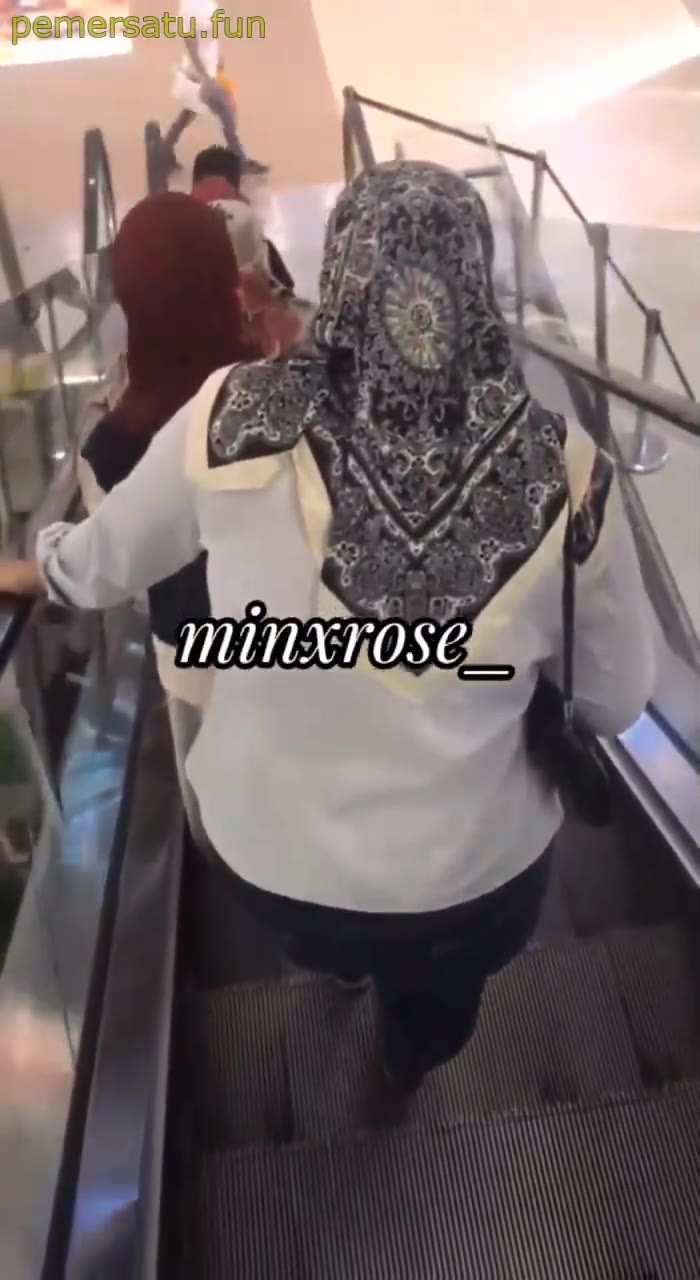 P17 Minxrose Jilbab Abg 18yo Dientot