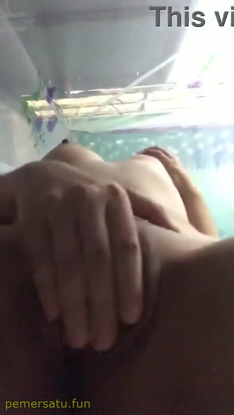 P5 Livie Mulus 18yo Live Colmek