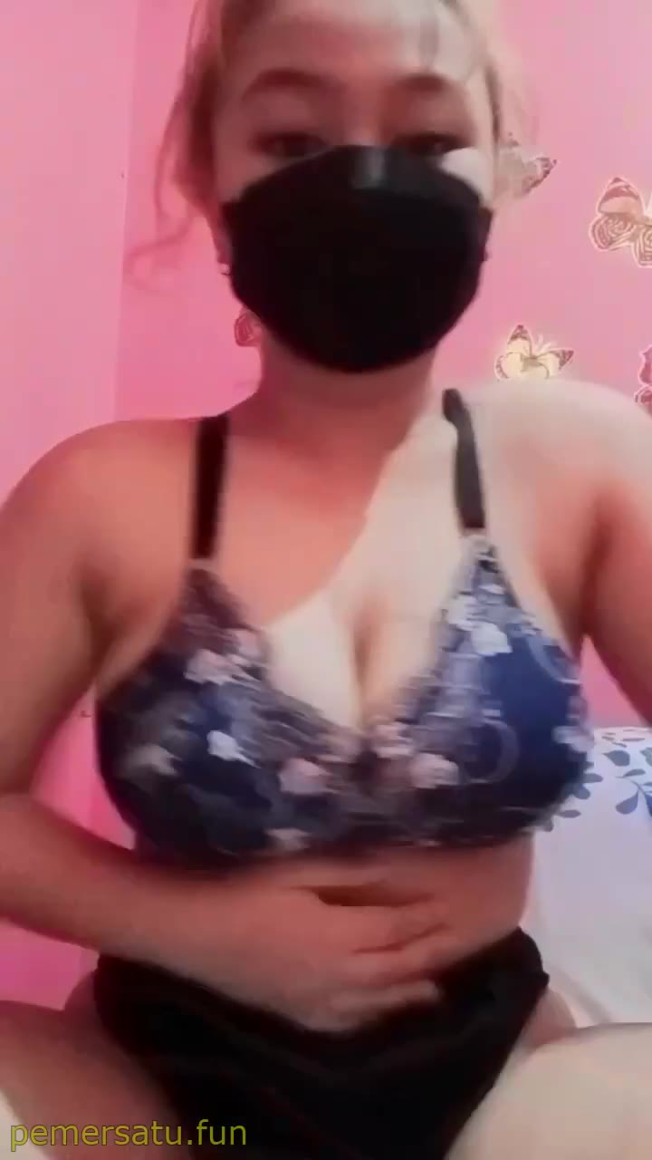 P19 Talent Iyorichan Abg 18yo