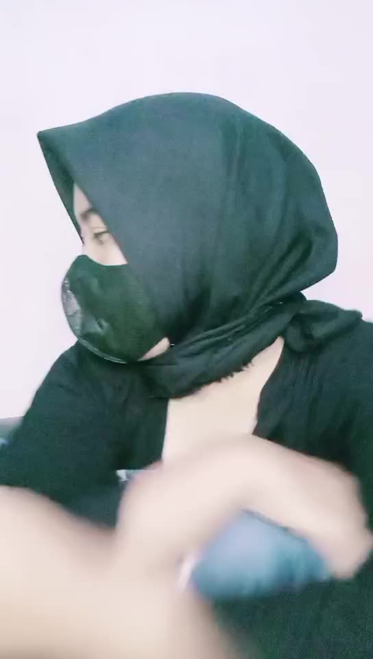 Queen Host Jilbab Semok Omek Mastrubasi Live Bar Bar