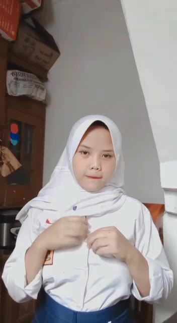 P2 Skandal Viral Resvita Sari Jilbab 18yo Part
