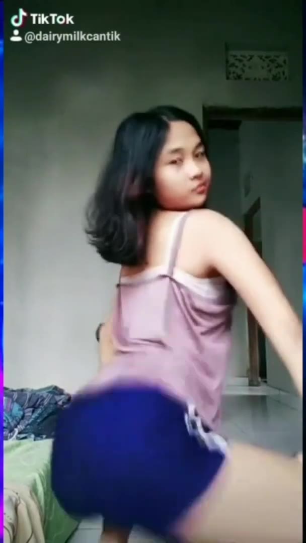 Thumbnail untuk Tik Tok Goyang Bokong Semok Hot 18 Terbaru