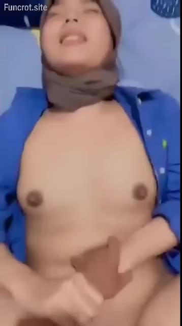 Thumbnail untuk Genjot Teman Kerja Hijab Body Mulus 2 Bokep 1