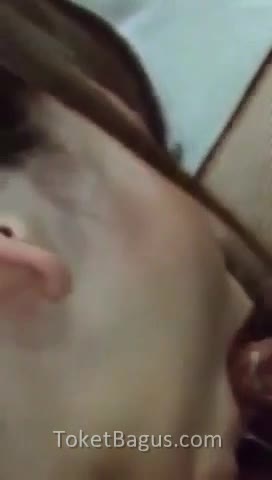 Thumbnail untuk Dipaksa Mengulum Kontol Mentok Ke Tenggorokan streaming baru