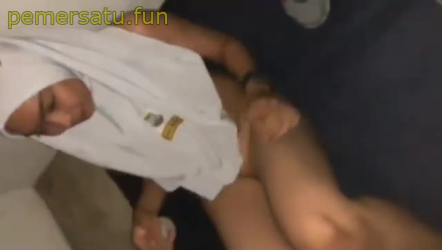  porno terbaru jilbab digilir cakep 18yo abg full senyum