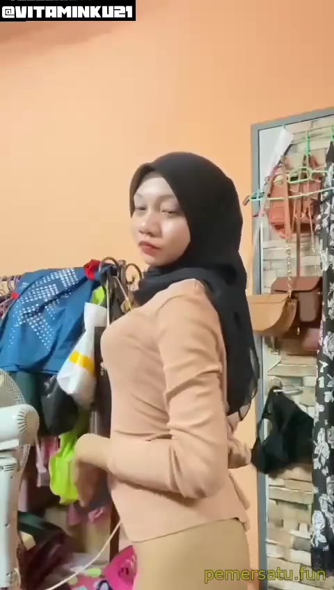 P41 Awek Caltex Jilbab 18yo Sange