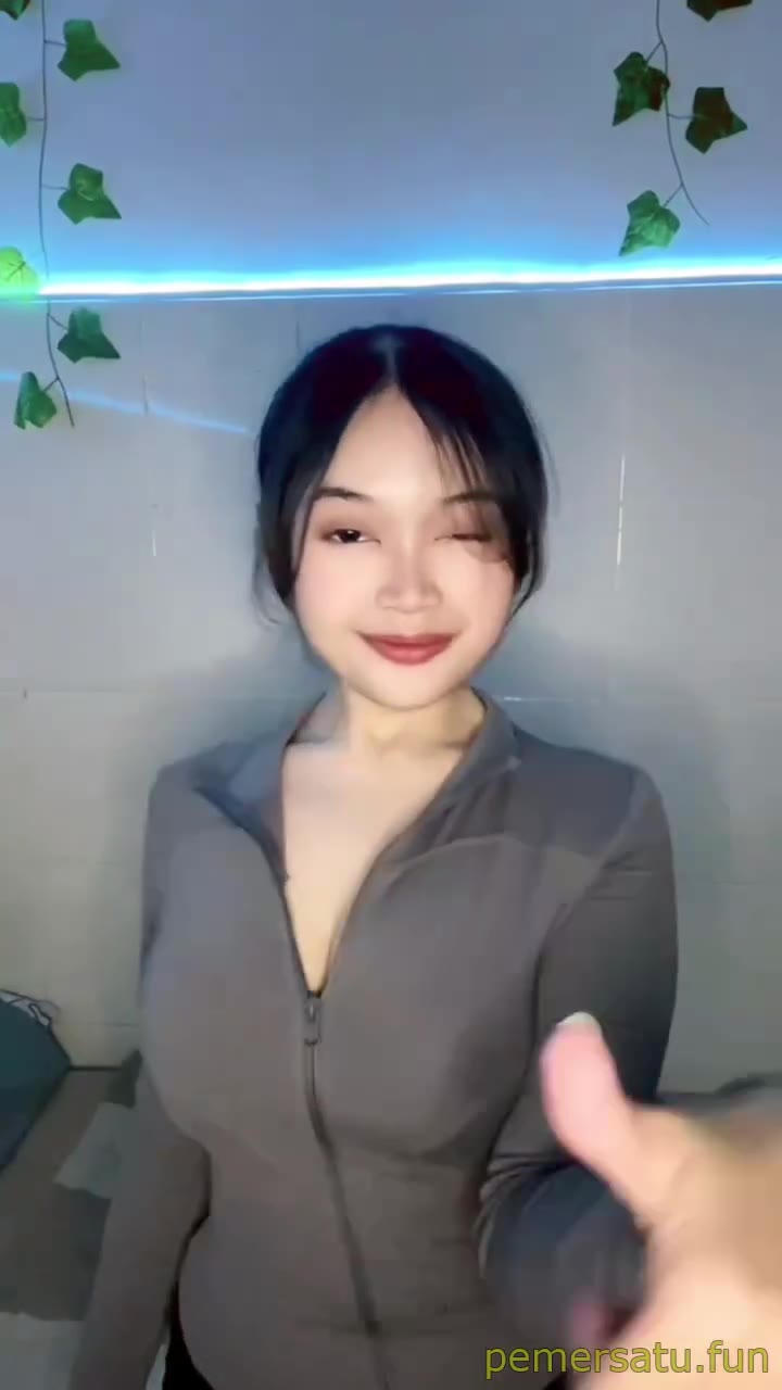 P35 Sheei Trakteer Abg 18yo Talent