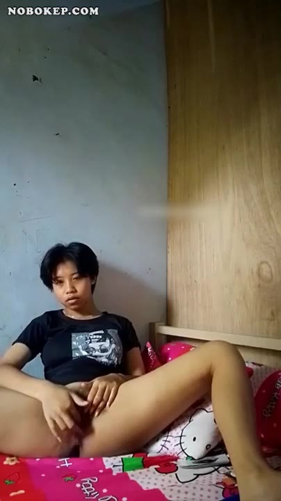 Thumbnail untuk Bokep Indo Ayaaa Bocil Rambut Pendek Colmek Downloader
