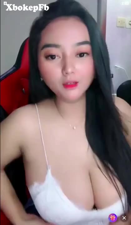 Thumbnail untuk Bokep Xnxx Yg Lagi Viral Kak Chia Liveshow