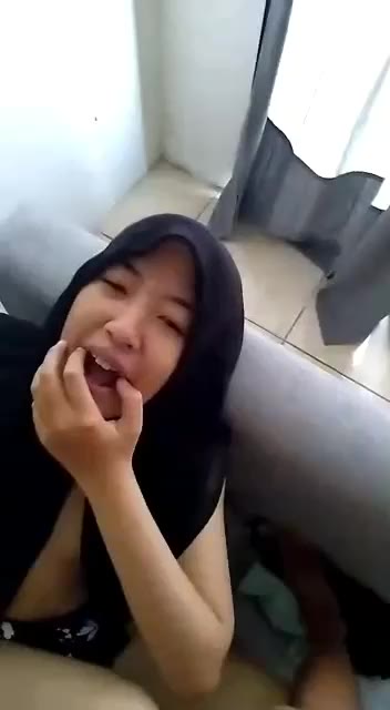 Pegel-merged-1682321659852 Jilbab Abg Disuruh Sepong Kontol Besar Panjang Sampai