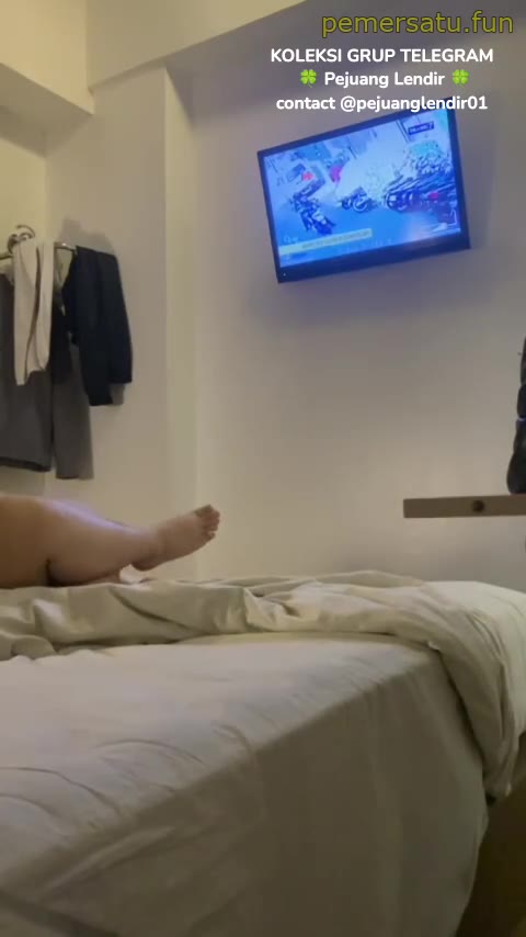 Sadar Yuli Alter Jilbab Terbaru - Prank Abang Satpam Di Hotel Genjotnya Terlalu Brutal Sampai Hp Jatuh Gak