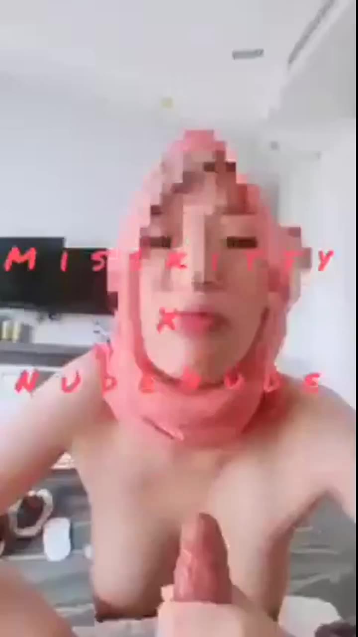 Thumbnail untuk Miss Kitty Hijab Pink streaming Video Bokep Tobrut
