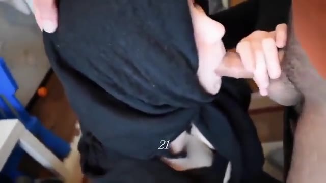 Thumbnail untuk Jilbab Hitam Arab Nyepong Streaming Doodflix Video colmek