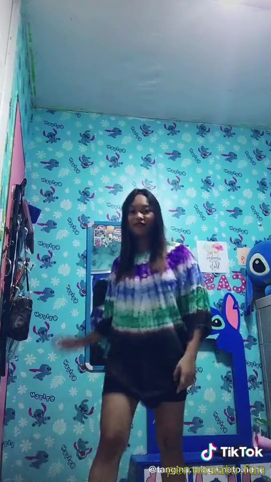 P27 Cassandra V Abg 18yo
