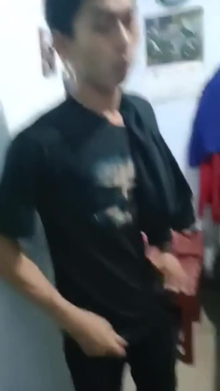 Thumbnail untuk Kentu Direkam Malah Ketauan Digrebek Warga Tobrut bokepsatset