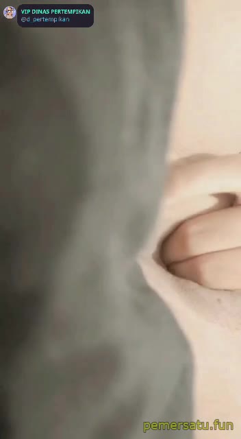 P26 Rena Abg Mulus Putih Colmek Bisa Kencing