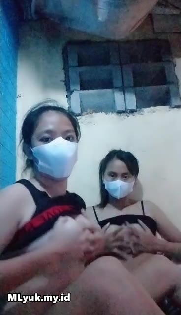 Thumbnail untuk Bokep Kakak Adek Live Lesbi Demi Saweran Bokep31