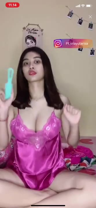 P4 Sri Ayu Tarisa Pemersatu Dot Fun