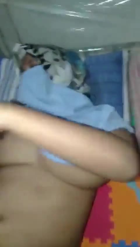 Rumahnya Main Sama Jendes Jilbab Di Kamar