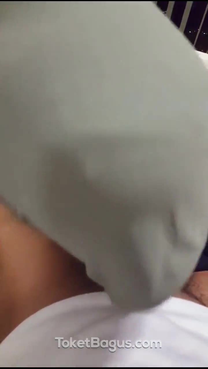 Thumbnail untuk Skandal Jilbab Doyan Hisap Peler Montok Bokep video