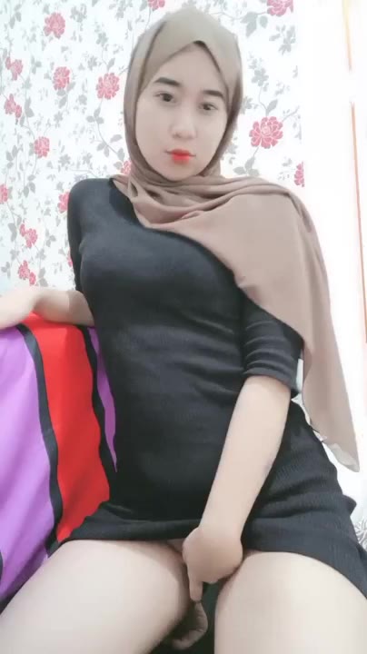 Thumbnail untuk Ukhti Hijab Live Remas Tetek Mangolive Areabiru Streaming