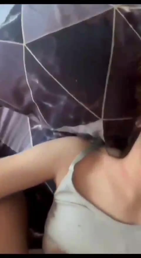 Berbulu Abg Mulus Suka Ngisap Dan Memek