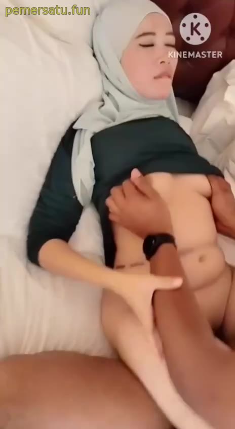 P4 Yaya Bunda Hijab Dientot