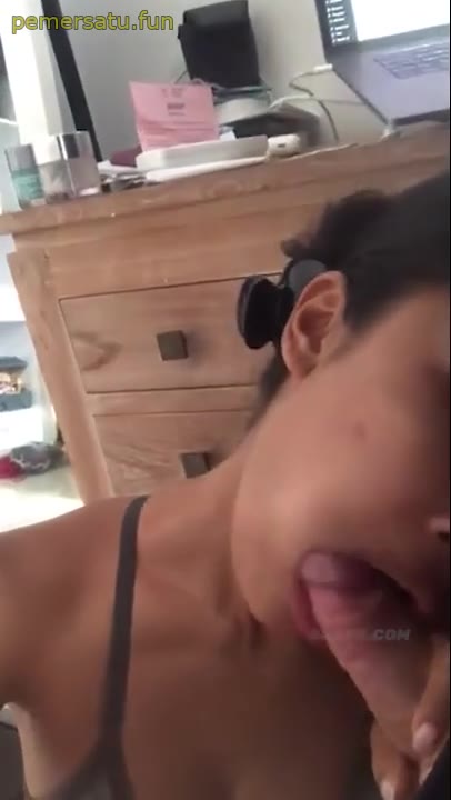 P1 Erzabel Abg 18yo Cantik Suka Kontol