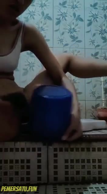 Gayung Abg 18yo Masih Pakai Miniset Sange Colmek